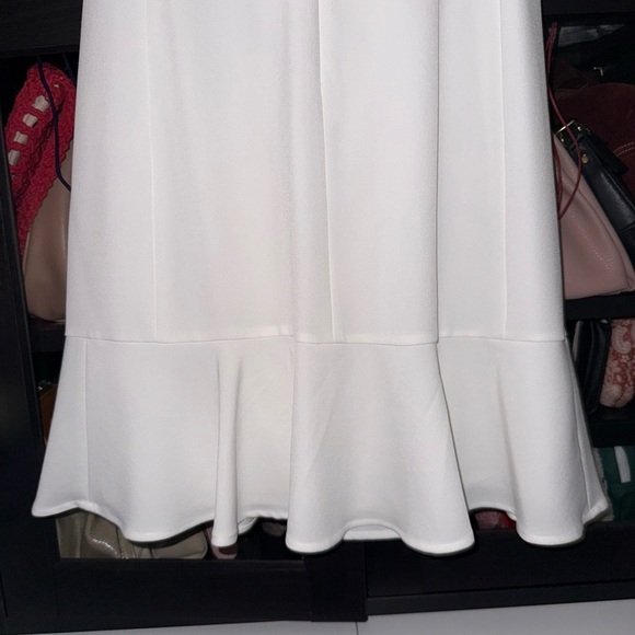 Karl Lagerfeld Paris Contrast-bow Trim Flounce Dress - Picture 2 of 9